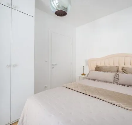 Deluxe 3 Bedroom With Sea View * Baska Voda