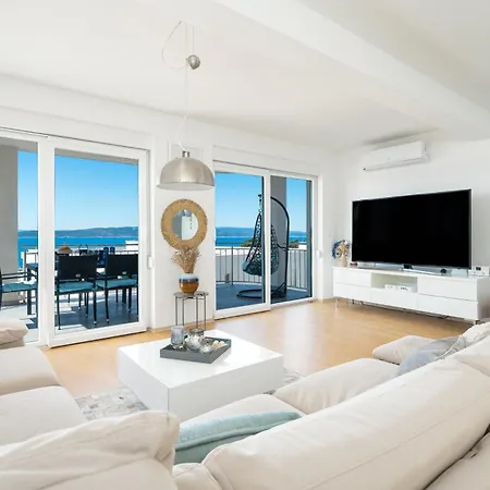 Deluxe 3 Bedroom With Sea View *